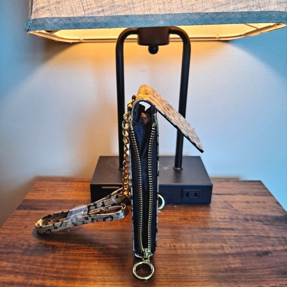 🐆 NWOT-Guang Tong Small Crossbody Purse ♨️Hot Pick🥳 - Picture 4 of 6